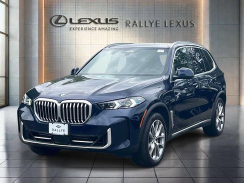 Used 2024 BMW X5 xDrive40i w/ Executive Package AWD/4WD image 3