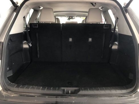 Used 2024 Toyota Grand Highlander Limited image 9