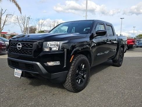 Used 2022 Nissan Frontier SV image 18