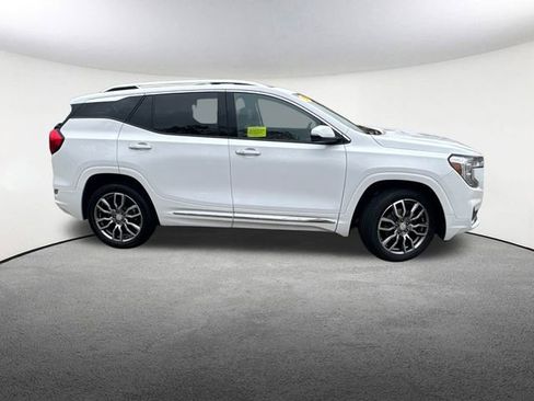 Used 2023 GMC Terrain Denali image 14