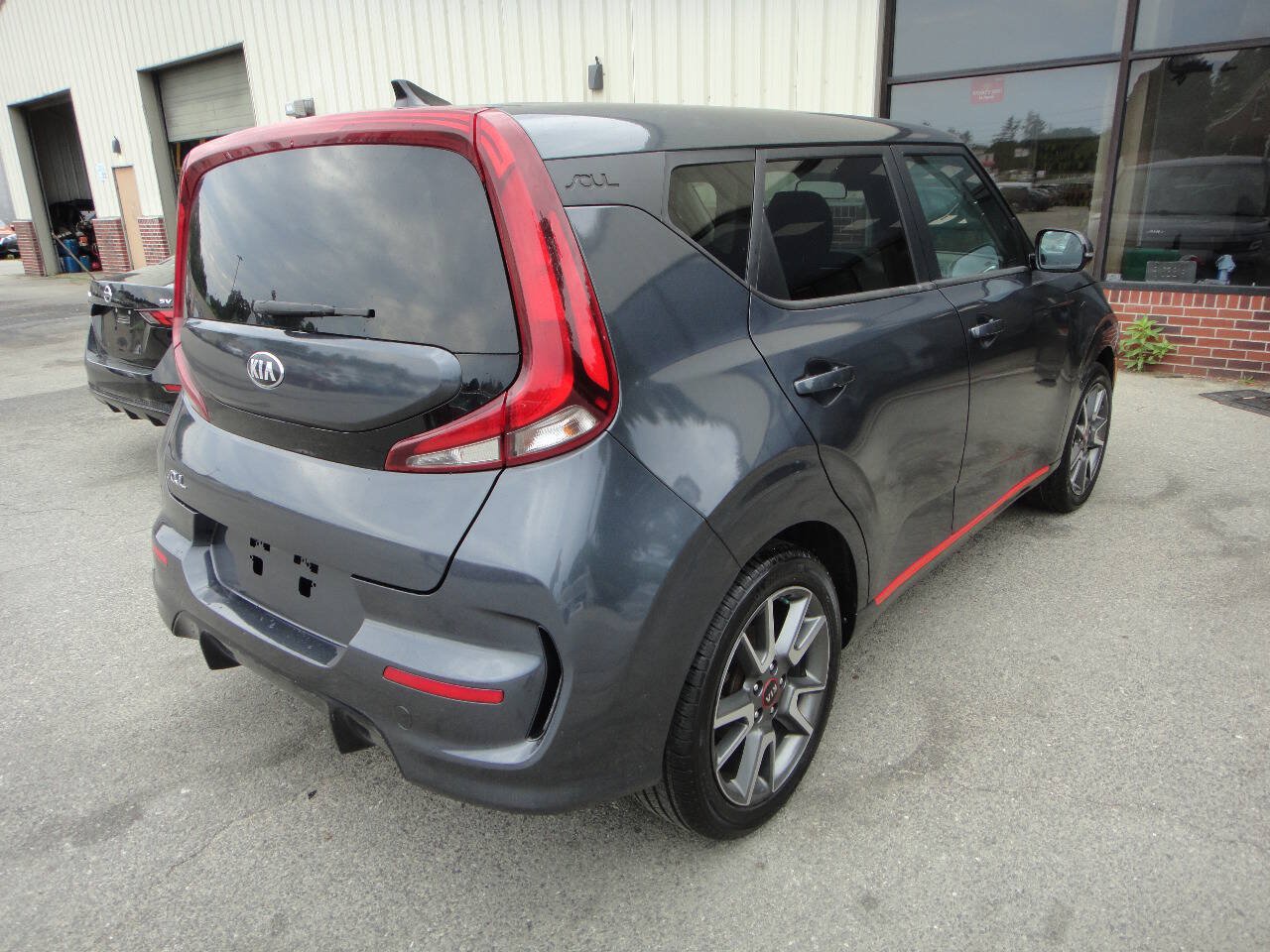 Used 2021 Kia Soul GT-Line FWD image 4