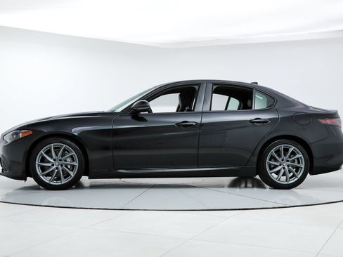 New 2025 Alfa Romeo Giulia w/ Driving Assist Package RWD image 2