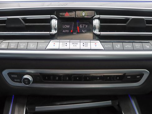 Used 2019 BMW X7 xDrive40i w/ Premium Package AWD/4WD image 45