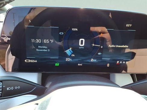 New 2026 Chevrolet Equinox EV LT image 9