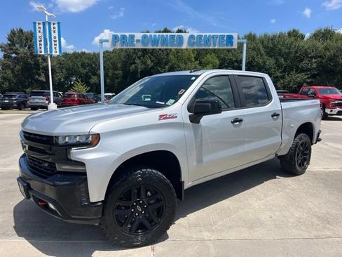Used 2021 Chevrolet Silverado 1500 LT Trail Boss w/ Bed Protection Package AWD/4WD image 2