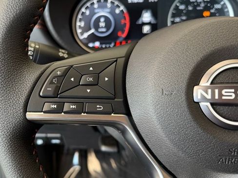 New 2025 Nissan Versa SR w/ Trunk Package image 16