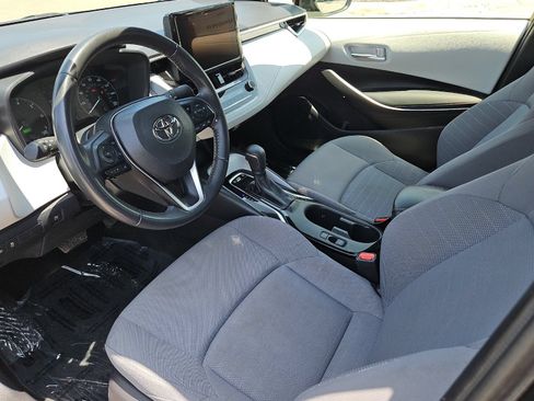 Used 2024 Toyota Corolla SE FWD image 9