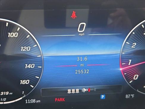 Used 2023 Mercedes-Benz GLC 300 image 13