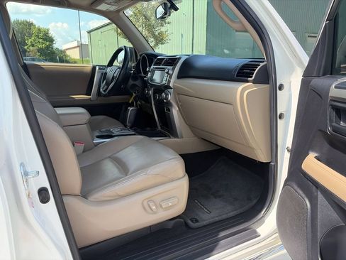 Used 2013 Toyota 4Runner SR5 w/ Premium Pkg RWD image 14