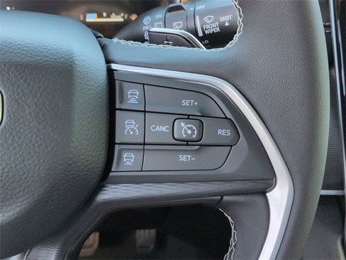 New 2025 Jeep Grand Cherokee Laredo X image 25