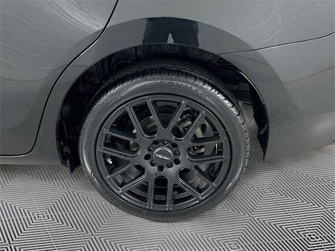 Used 2017 Toyota Corolla SE image 10