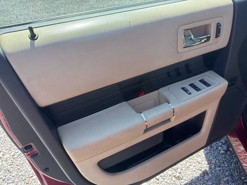 Used 2014 Ford Flex SEL w/ Equipment Group 202A FWD image 14
