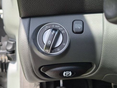 Used 2005 Mercedes-Benz SL 500 image 17