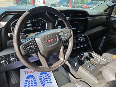 Used 2022 GMC Sierra 1500 AT4 AWD/4WD image 13