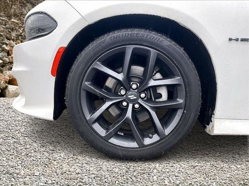 Used 2022 Dodge Charger R/T w/ Blacktop Package image 8