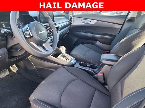 Used 2022 Kia Forte LXS w/ LXS Technology Package image 11