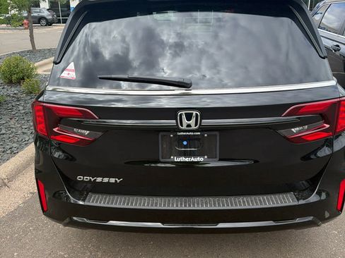 Used 2026 Honda Odyssey EX-L image 8