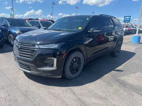 Used 2023 Chevrolet Traverse LS w/ Midnight/Sport Edition image 2
