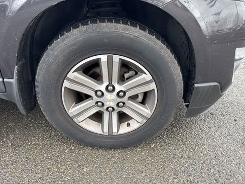 Used 2016 Chevrolet Traverse LT w/ Traveler's Package image 9