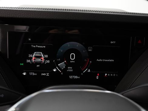 Used 2025 GMC Yukon Denali w/ Sun & Power Step Package AWD/4WD image 30