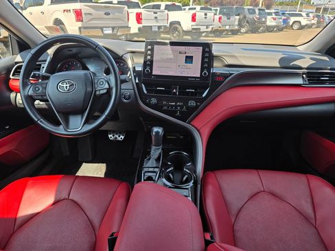 Used 2022 Toyota Camry XSE w/ Carpet Mat Package (TMS) FWD image 5