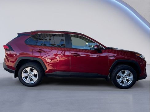 Used 2020 Toyota RAV4 XLE w/ XLE Grade Weather Package AWD/4WD image 7