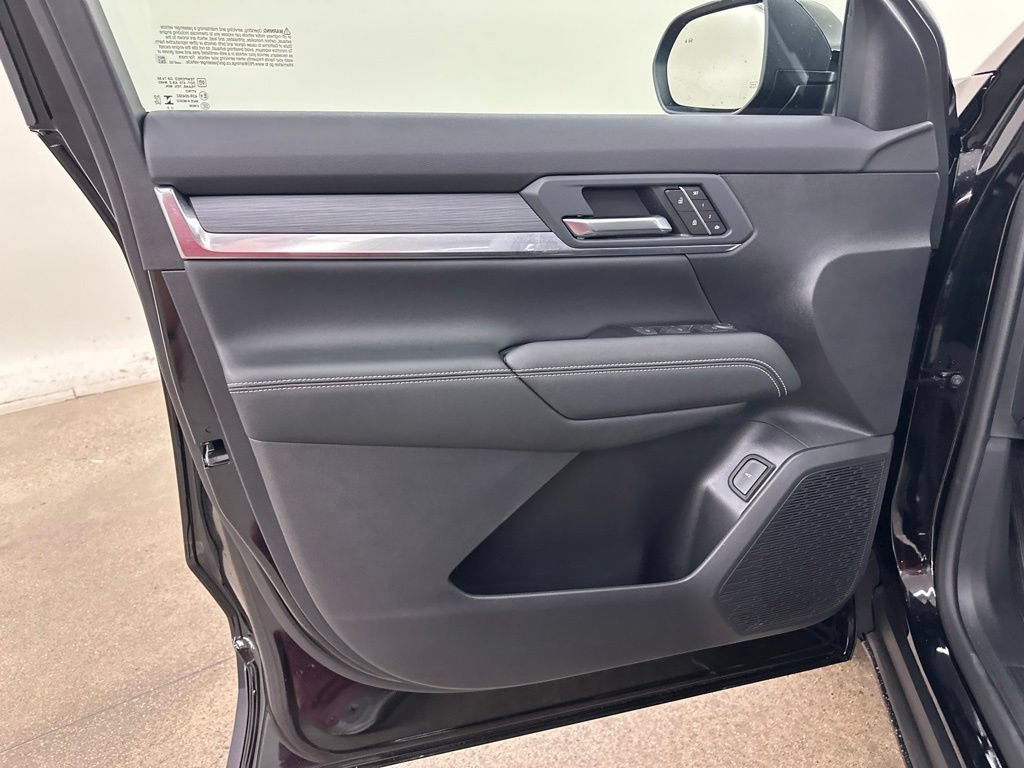 New 2027 GMC Terrain Elevation w/ Elevation Premium Package AWD/4WD image 35