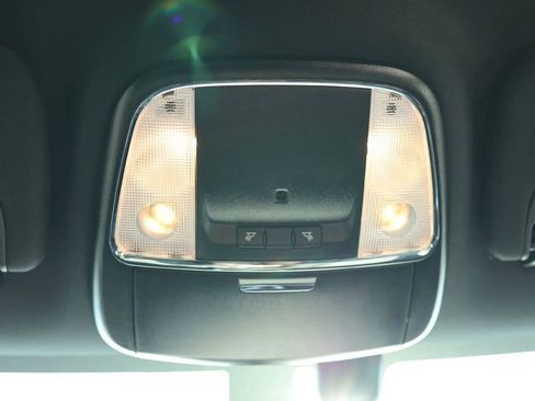 Used 2020 Jeep Grand Cherokee Laredo image 35