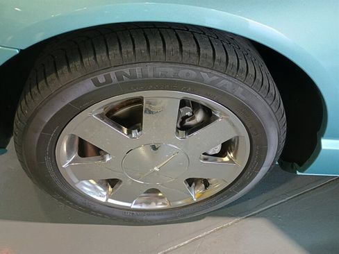 Used 2002 Ford Thunderbird RWD image 46