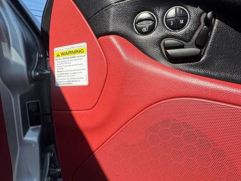 Used 2004 Mercedes-Benz SL 500 image 11