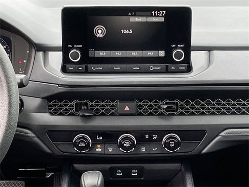 Certified 2025 Honda Accord LX image 15