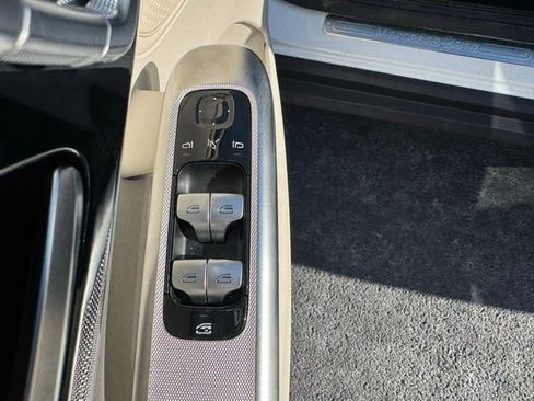 Used 2026 Mercedes-Benz GLC 300 GLC 300 image 21