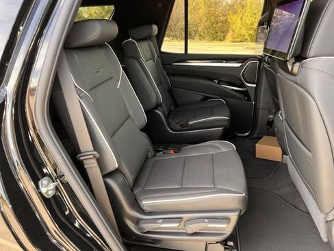 Certified 2026 Cadillac Escalade Sport w/ Touring Package image 32