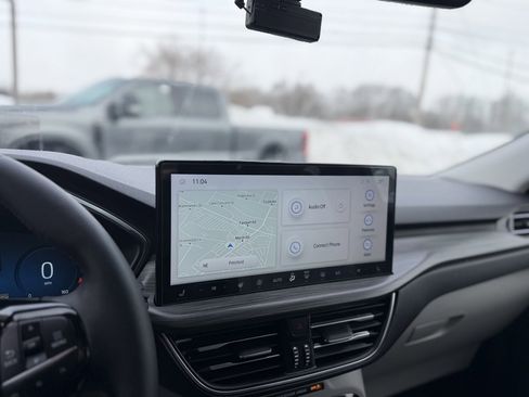 Certified 2023 Ford Escape Platinum w/ Premium Technology Package image 17