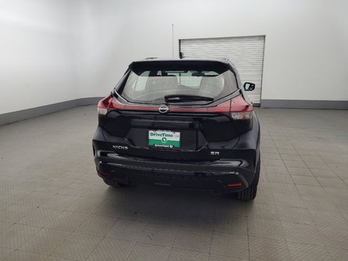 Used 2022 Nissan Kicks SR w/ Premium Package FWD image 7