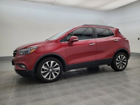 Used 2019 Buick Encore Essence image 2