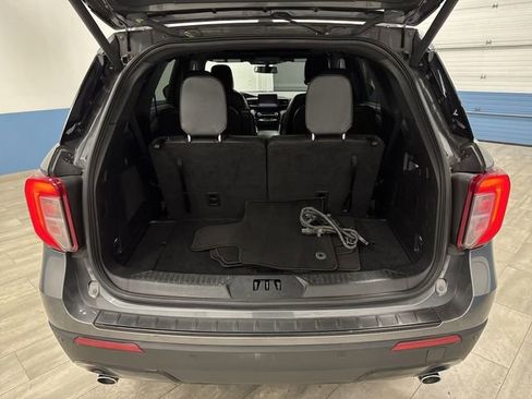 Used 2023 Ford Explorer ST-Line image 16
