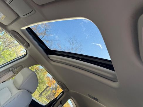 Certified 2021 Honda CR-V Touring image 19