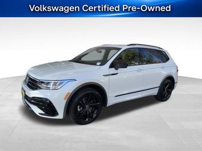 Certified 2023 Volkswagen Tiguan SE R-Line