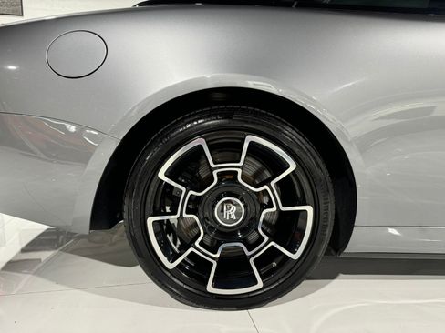 Used 2019 Rolls-Royce Dawn image 46