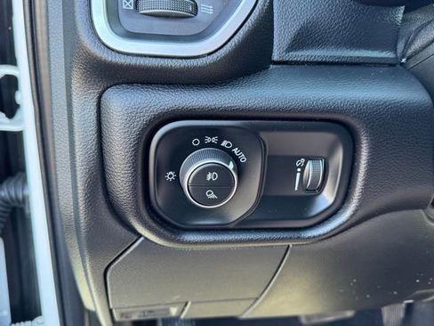 Used 2024 RAM 2500 Big Horn image 31