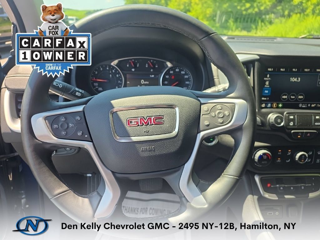 Used 2024 GMC Terrain SLT AWD/4WD image 3
