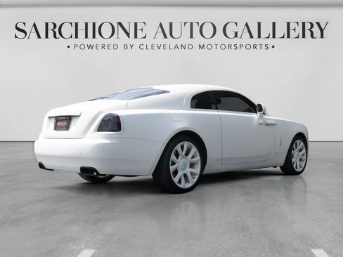 Used 2019 Rolls-Royce Wraith RWD image 14