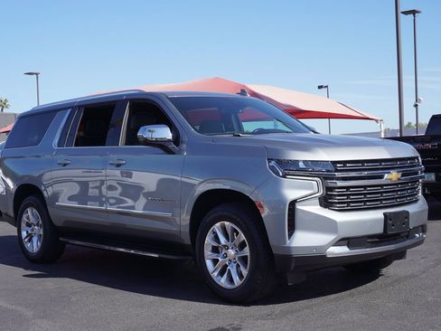 Certified 2024 Chevrolet Suburban Premier image 4