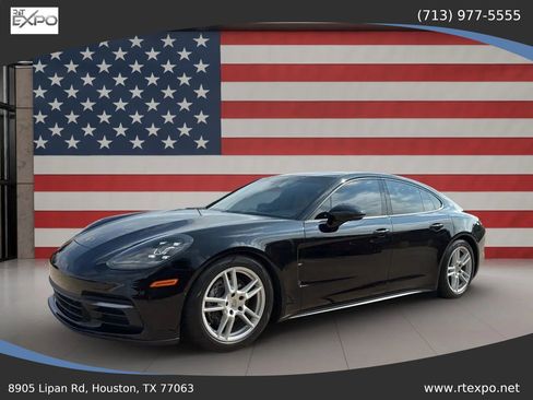 Used 2017 Porsche Panamera image 4