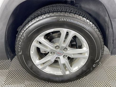 Certified 2023 GMC Terrain SLE w/ Driver Convenience Package image 34