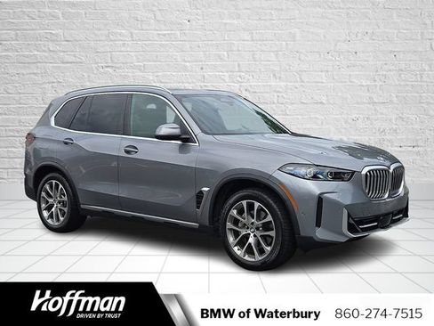 Used 2024 BMW X5 xDrive40i w/ Premium Package AWD/4WD image 1