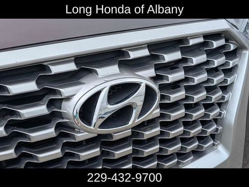 Used 2022 Hyundai Palisade SEL w/ Convenience Package FWD image 3