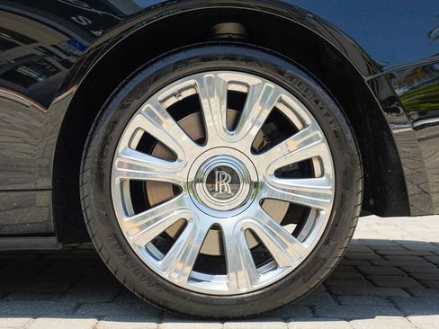 Used 2016 Rolls-Royce Dawn image 14