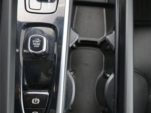 Used 2023 Volvo XC60 B5 Plus w/ Protection Package image 10